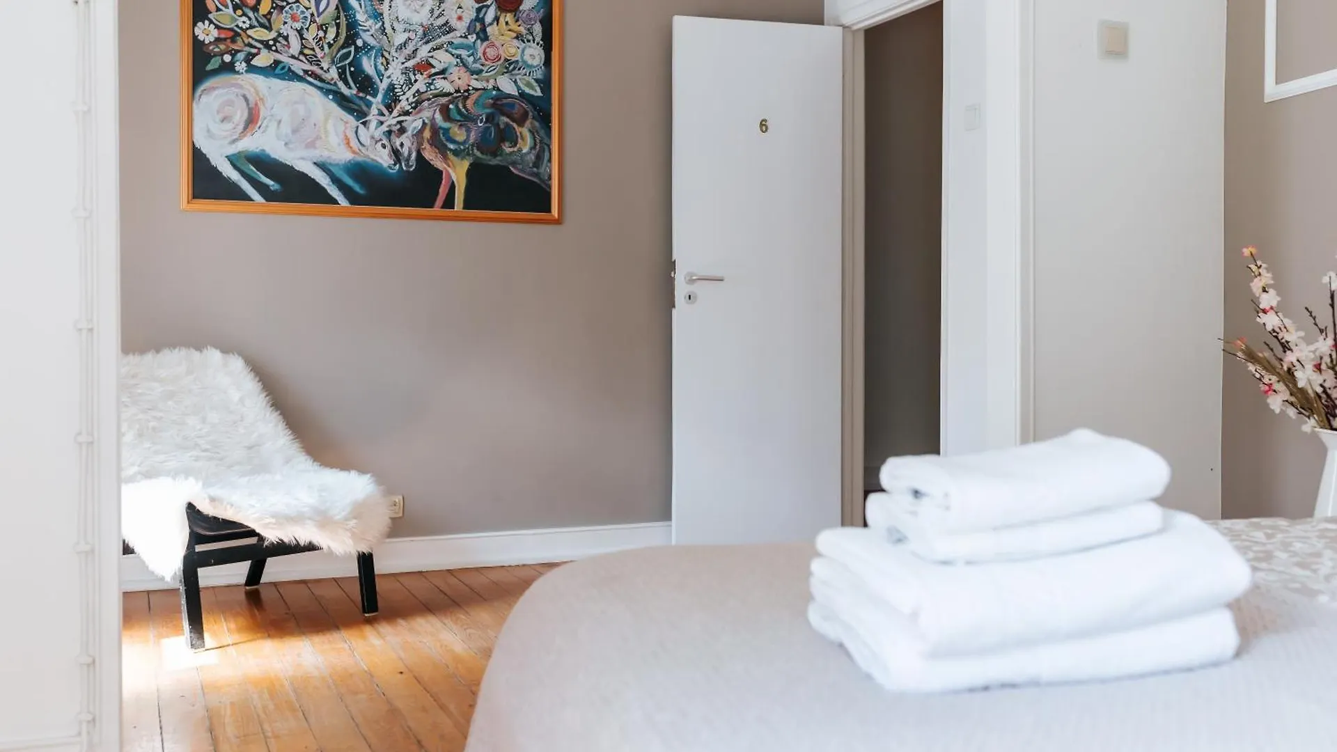 Aquilla Family Room 202 Lisbon Homestay